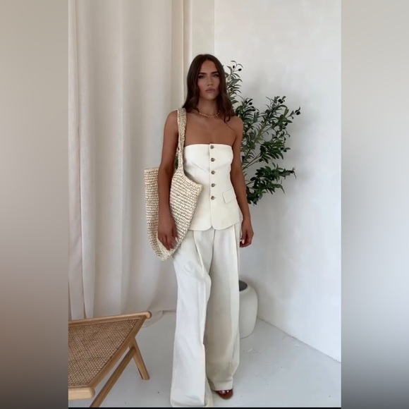 ZARA BUTTONED VEST TOP - Picture 6 of 17